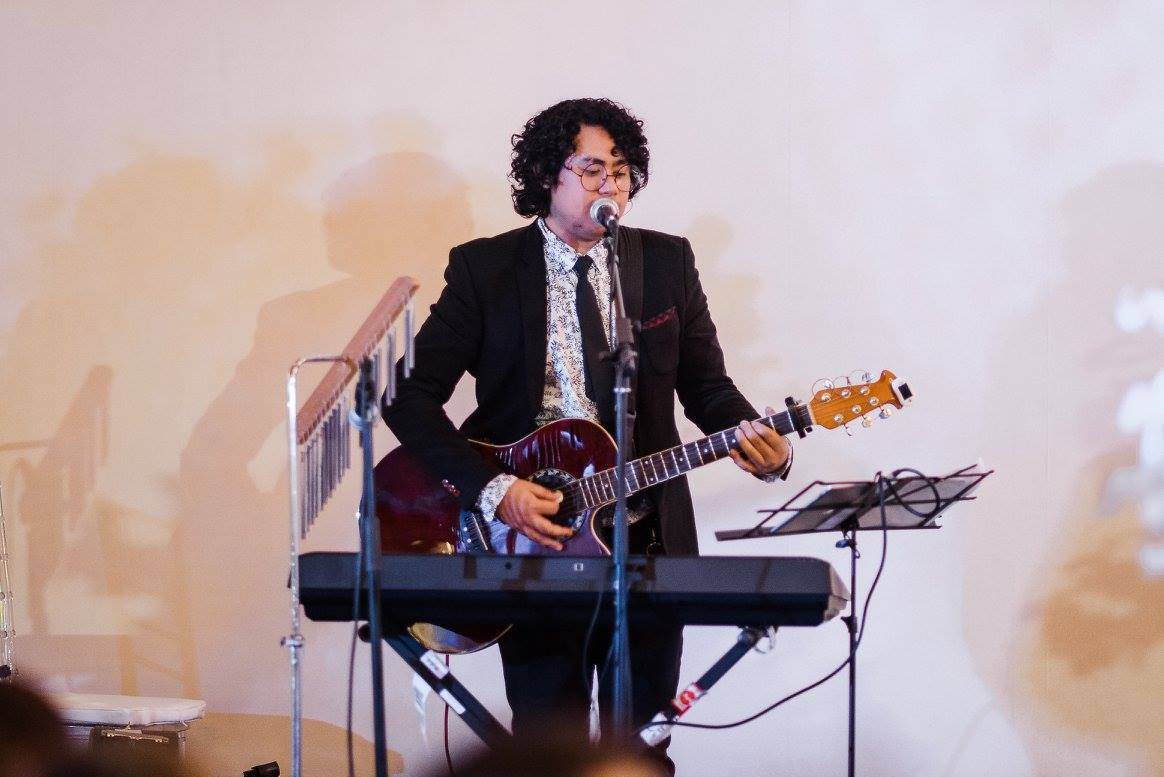 Artist Singer Ricon Ricon & Rocky's A Peach and Pink Themed Wedding in Manila Photo 84226